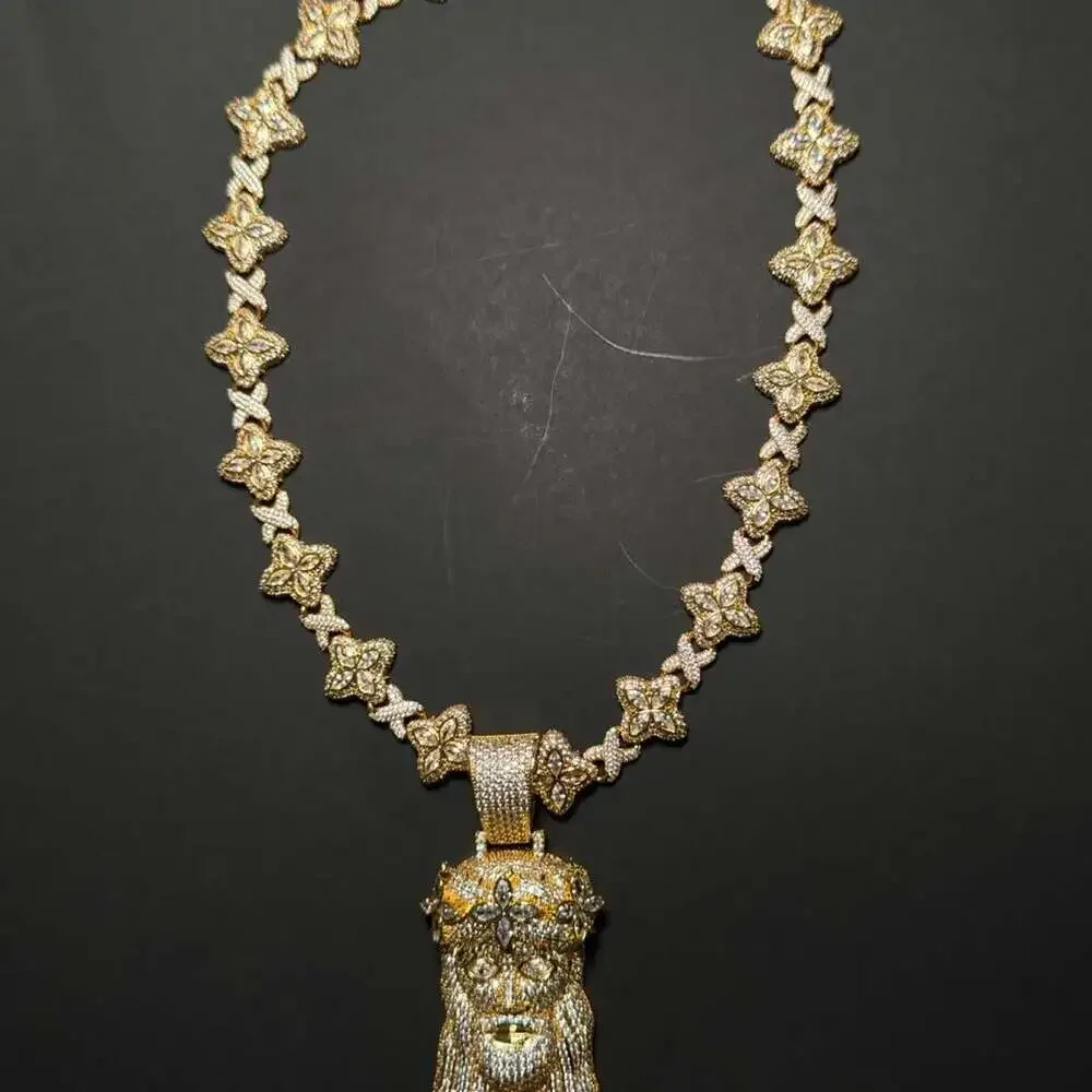 Iced Out Gold Jesus Piece B 0 A 6